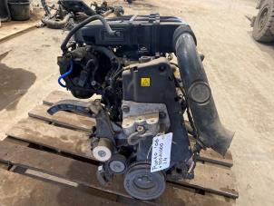 Motor van een Fiat Grande Punto (199) 1.4 2006