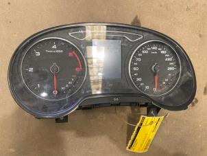 Gebruikte Cockpit Audi A3 Sportback (8VA/8VF) 2.0 TDI 16V Prijs € 70,00 Margeregeling aangeboden door F. van den Mosselaar autodemontage