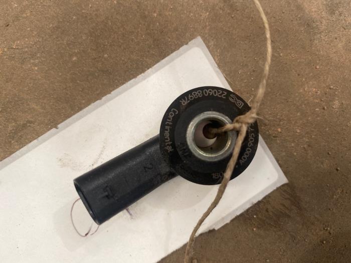 Pingelsensor van een Renault Kadjar (RFEH) 1.3 TCE 160 FAP 16V 2018