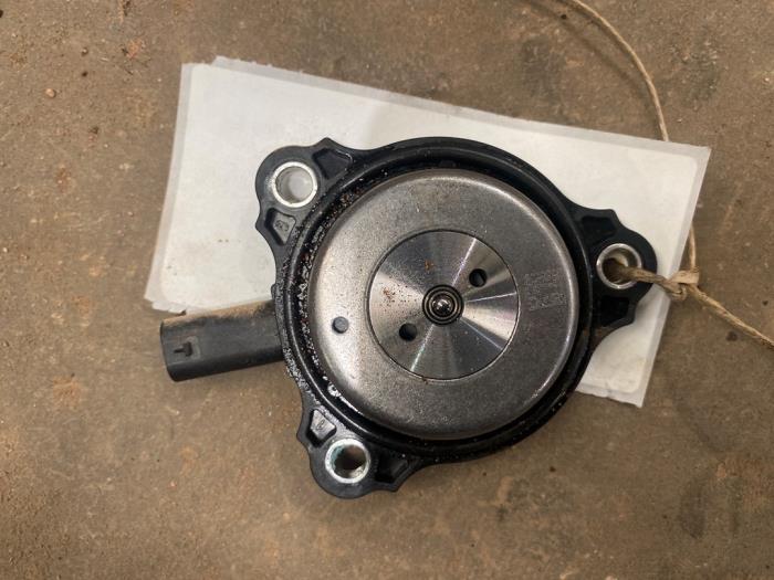 Gebruikte Nokkenas Sensor Renault Kadjar (RFEH) 1.3 TCE 160 FAP 16V Prijs € 15,00 Margeregeling aangeboden door F. van den Mosselaar autodemontage