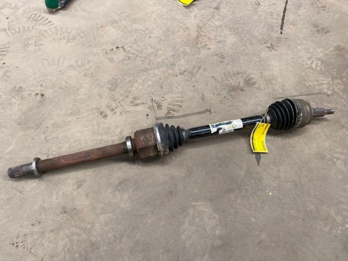 Gebruikte Steekas rechts-voor Renault Laguna III (BT) 2.0 dCiF 16V 130 Prijs € 50,00 Margeregeling aangeboden door F. van den Mosselaar autodemontage