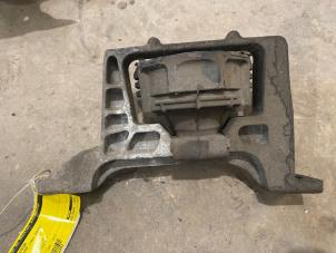 Gebruikte Motorrubber Volvo V50 (MW) 1.6 D 16V Prijs € 25,00 Margeregeling aangeboden door F. van den Mosselaar autodemontage