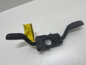 Gebruikte Combischakelaar Stuurkolom Skoda Fabia II (5J) 1.2i 12V Prijs € 35,00 Margeregeling aangeboden door F. van den Mosselaar autodemontage