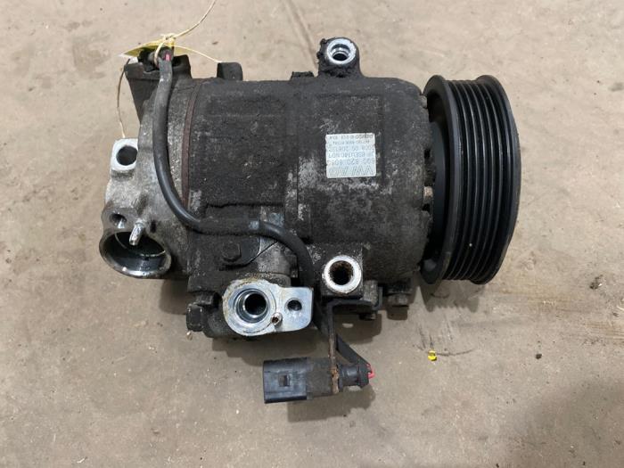 Gebruikte Aircopomp Skoda Fabia II (5J) 1.2i 12V Prijs € 75,00 Margeregeling aangeboden door F. van den Mosselaar autodemontage