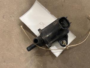 Gebruikte Vacuum ventiel Toyota Aygo (B10) 1.0 12V VVT-i Prijs € 10,00 Margeregeling aangeboden door F. van den Mosselaar autodemontage
