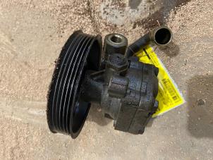 Gebruikte Pomp Servo Mazda 3 Sport (BK) 1.6i 16V Prijs € 50,00 Margeregeling aangeboden door F. van den Mosselaar autodemontage