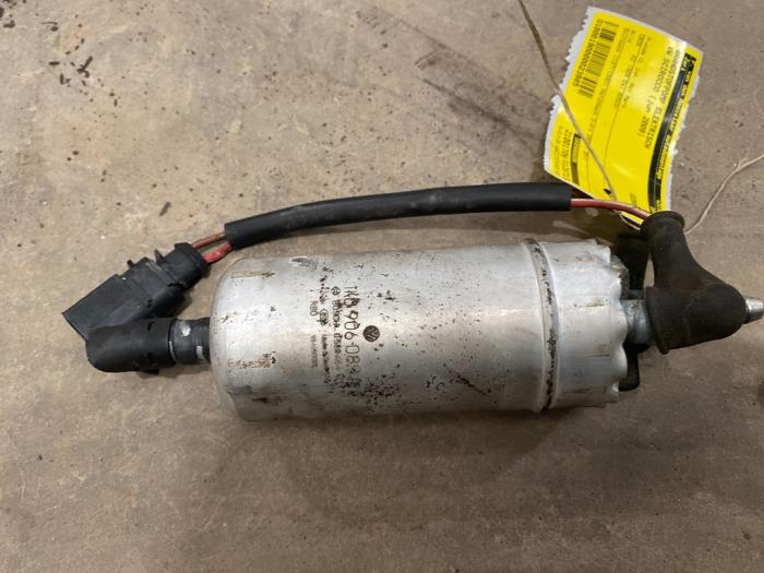 Gebruikte Tank element Pomp Volkswagen Scirocco (137/13AD) 2.0 TDI 16V Prijs € 25,00 Margeregeling aangeboden door F. van den Mosselaar autodemontage