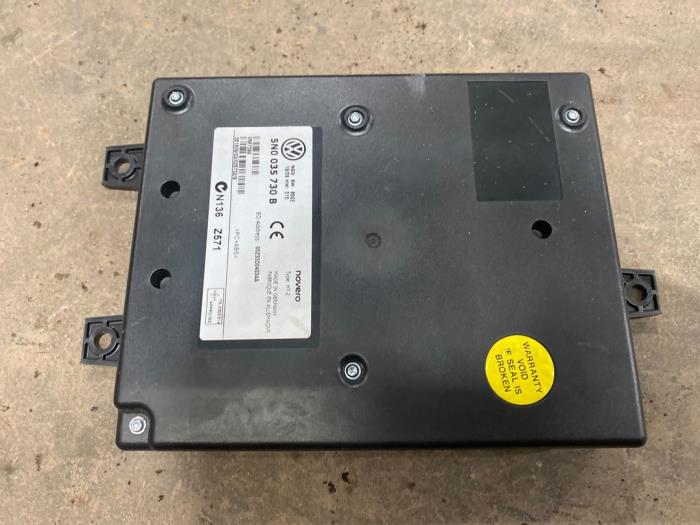 Gebruikte Telefoon Module Volkswagen Scirocco (137/13AD) 2.0 TDI 16V Prijs € 50,00 Margeregeling aangeboden door F. van den Mosselaar autodemontage