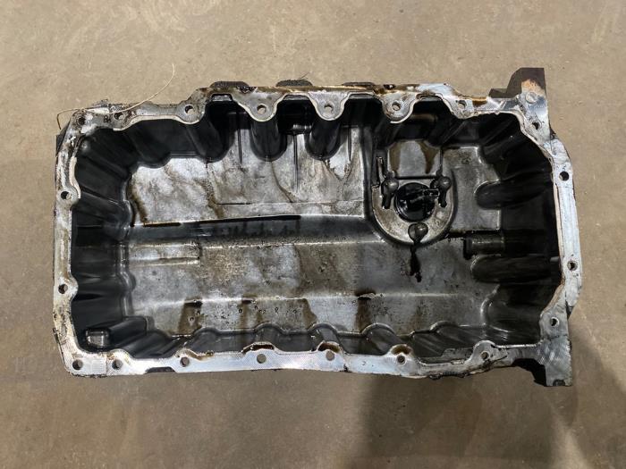 Gebruikte Carterpan Volkswagen Scirocco (137/13AD) 2.0 TDI 16V Prijs € 35,00 Margeregeling aangeboden door F. van den Mosselaar autodemontage