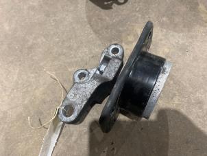 Gebruikte Motorsteun Mitsubishi Colt (Z2/Z3) 1.3 16V Prijs € 15,00 Margeregeling aangeboden door F. van den Mosselaar autodemontage