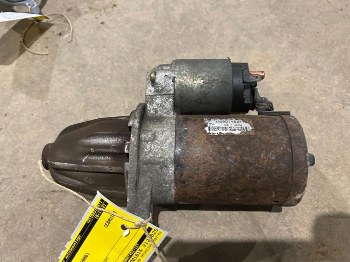 Gebruikte Startmotor Mitsubishi Colt (Z2/Z3) 1.3 16V Prijs € 35,00 Margeregeling aangeboden door F. van den Mosselaar autodemontage