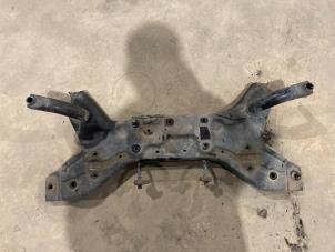 Gebruikte Subframe Mitsubishi Colt (Z2/Z3) 1.3 16V Prijs € 70,00 Margeregeling aangeboden door F. van den Mosselaar autodemontage