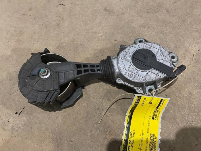 Gebruikte Spanner multiriem BMW 1 serie (F20) 116i 1.6 16V Prijs € 20,00 Margeregeling aangeboden door F. van den Mosselaar autodemontage