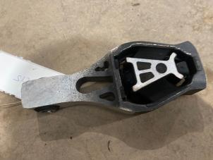 Gebruikte Motorsteun Peugeot 308 (L3/L8/LB/LH/LP) 1.6 HDi Prijs € 15,00 Margeregeling aangeboden door F. van den Mosselaar autodemontage