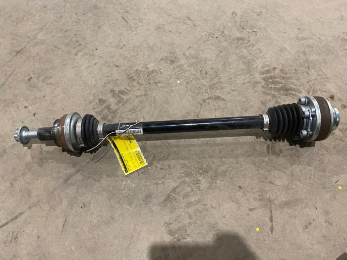Gebruikte Steekas links-achter Volkswagen Golf VII (AUA) 2.0 R 4Motion 16V Prijs € 50,00 Margeregeling aangeboden door F. van den Mosselaar autodemontage