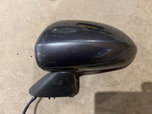 Gebruikte Spiegel Buiten links Opel Corsa D 1.2 16V Prijs € 50,00 Margeregeling aangeboden door F. van den Mosselaar autodemontage