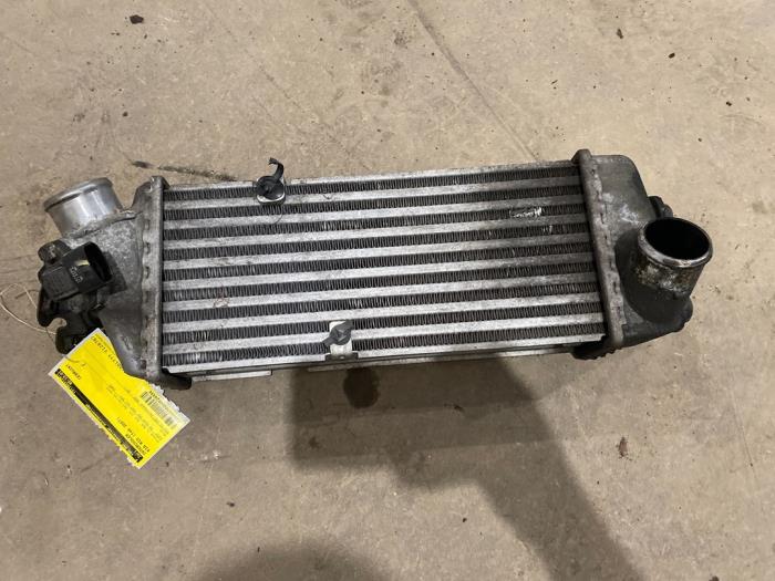 Gebruikte Intercooler Kia Rio II (DE) 1.5 CRDi VGT 16V Prijs € 25,00 Margeregeling aangeboden door F. van den Mosselaar autodemontage