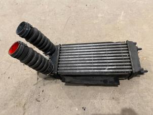 Gebruikte Intercooler Ford Fiesta 6 (JA8) 1.6 TDCi 95 Prijs € 35,00 Margeregeling aangeboden door F. van den Mosselaar autodemontage