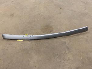 Gebruikte Sierlijst BMW 3 serie (E90) 320i 16V Prijs € 10,00 Margeregeling aangeboden door F. van den Mosselaar autodemontage