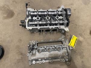 Gebruikte Cilinderkop Renault Twingo III (AH) 1.0 SCe 70 12V Prijs € 150,00 Margeregeling aangeboden door F. van den Mosselaar autodemontage