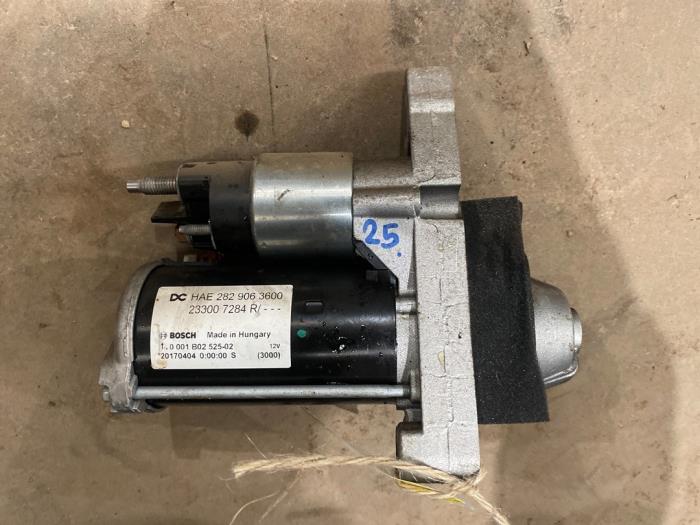 Gebruikte Startmotor Renault Grand Scénic IV (RFAR) 1.3 TCE 140 16V Prijs € 35,00 Margeregeling aangeboden door F. van den Mosselaar autodemontage