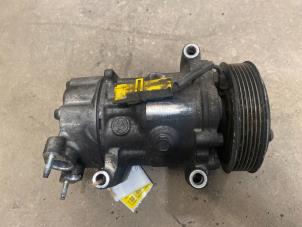 Gebruikte Pomp Airco Peugeot 206+ (2L/M) 1.4 HDi Prijs € 100,00 Margeregeling aangeboden door F. van den Mosselaar autodemontage