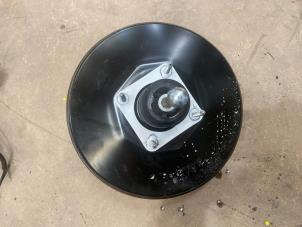 Gebruikte Rembol Fiat Grande Punto (199) 1.4 Prijs € 35,00 Margeregeling aangeboden door F. van den Mosselaar autodemontage