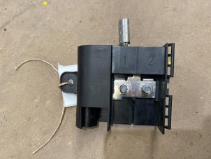 Gebruikte Zekeringkast Audi RS 3 Limousine (8VS/8VM) 2.5 TFSI 20V Quattro Prijs € 20,00 Margeregeling aangeboden door F. van den Mosselaar autodemontage