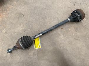 Gebruikte Aandrijfas rechts-achter Audi RS 3 Limousine (8VS/8VM) 2.5 TFSI 20V Quattro Prijs € 35,00 Margeregeling aangeboden door F. van den Mosselaar autodemontage