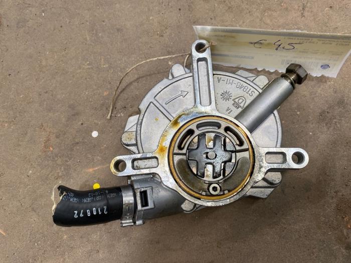 Gebruikte Vacuumpomp (Benzine) Audi RS 6 Avant (C7) 4.0 V8 TFSI 32V Prijs € 20,00 Margeregeling aangeboden door F. van den Mosselaar autodemontage
