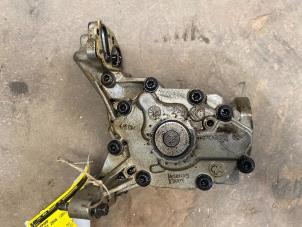 Gebruikte Oliepomp Peugeot 2008 (CU) 1.2 12V e-THP PureTech 110 Prijs € 65,00 Margeregeling aangeboden door F. van den Mosselaar autodemontage