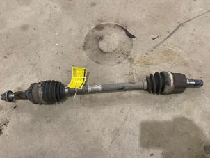 Gebruikte Steekas links-voor Suzuki Swift (ZA/ZC/ZD1/2/3/9) 1.3 VVT 16V Prijs € 35,00 Margeregeling aangeboden door F. van den Mosselaar autodemontage