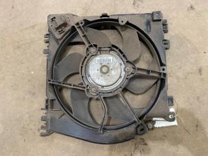 Gebruikte Koelvin Renault Clio III (BR/CR) 1.5 dCi FAP Prijs € 25,00 Margeregeling aangeboden door F. van den Mosselaar autodemontage