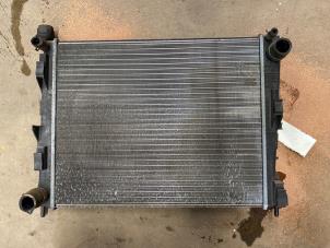 Gebruikte Radiateur Renault Clio III (BR/CR) 1.5 dCi 70 Prijs € 35,00 Margeregeling aangeboden door F. van den Mosselaar autodemontage