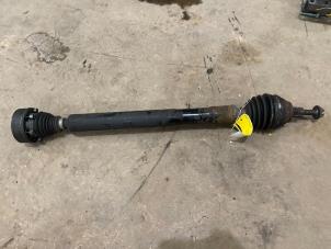 Gebruikte Cardanas rechts-voor (VWA) Volkswagen Passat Variant (3C5) 1.6 FSI 16V Prijs € 35,00 Margeregeling aangeboden door F. van den Mosselaar autodemontage