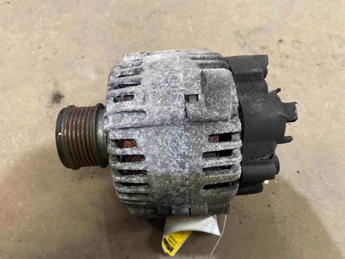 Gebruikte Dynamo Nissan Micra (K12) 1.5 dCi 85 Prijs € 50,00 Margeregeling aangeboden door F. van den Mosselaar autodemontage
