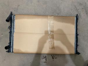 Gebruikte Radiateur Renault 21 (L48) 2.0 12V Prijs € 35,00 Margeregeling aangeboden door F. van den Mosselaar autodemontage