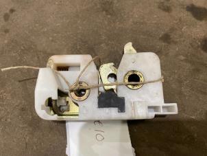 Gebruikte Achterklep Slotmechaniek Ford Ka I 1.3i Prijs € 10,00 Margeregeling aangeboden door F. van den Mosselaar autodemontage