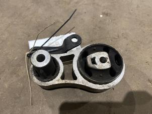 Gebruikte Motorrubber Ford Fiesta 5 (JD/JH) 1.3 Prijs € 15,00 Margeregeling aangeboden door F. van den Mosselaar autodemontage