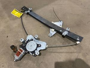 Gebruikte Raammechaniek 4Deurs rechts-achter Ssang Yong Rexton 2.7 Xdi RX/RJ 270 16V Prijs € 20,00 Margeregeling aangeboden door F. van den Mosselaar autodemontage