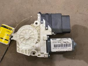 Gebruikte Motor portierruit Ford Focus C-Max 1.6 TDCi 16V Prijs € 17,50 Margeregeling aangeboden door F. van den Mosselaar autodemontage