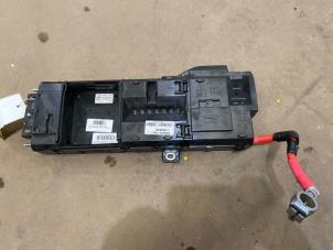 Gebruikte Zekeringkast Ford Transit Custom 2.2 TDCi 16V Prijs € 20,00 Margeregeling aangeboden door F. van den Mosselaar autodemontage