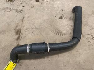 Gebruikte Intercooler Slang Ford Transit Custom 2.2 TDCi 16V Prijs € 35,00 Margeregeling aangeboden door F. van den Mosselaar autodemontage