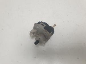 Gebruikte Motor Koplamp Chevrolet Matiz 0.8 S,SE Prijs € 10,00 Margeregeling aangeboden door F. van den Mosselaar autodemontage