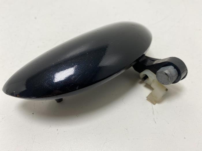 Portiergreep 4Deurs rechts-voor van een Toyota Aygo (B10) 1.0 12V VVT-i 2011