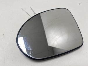 Gebruikte Spiegelglas links Smart Forfour (454) 1.5 16V Prijs € 10,00 Margeregeling aangeboden door F. van den Mosselaar autodemontage