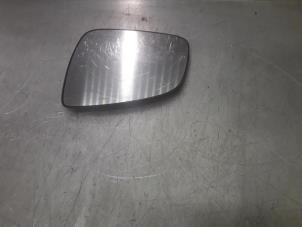 Gebruikte Spiegelglas links Dacia Sandero II 1.5 dCi 85 Prijs € 10,00 Margeregeling aangeboden door F. van den Mosselaar autodemontage