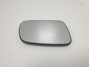 Gebruikte Spiegelglas rechts Peugeot 307 SW (3H) 2.0 HDi 90 Prijs € 9,50 Margeregeling aangeboden door F. van den Mosselaar autodemontage