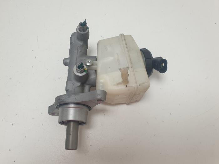 Gebruikte Hoofdremcilinder Dacia Sandero I (BS) 1.2 16V Prijs € 15,00 Margeregeling aangeboden door F. van den Mosselaar autodemontage