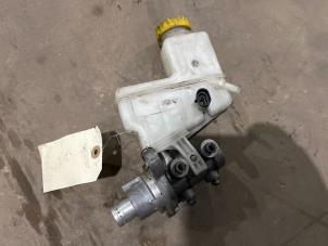 Gebruikte Hoofdremcilinder Fiat Doblo Cargo (223) 1.9 JTD Prijs € 15,00 Margeregeling aangeboden door F. van den Mosselaar autodemontage
